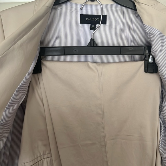 TALBOTS LIGHT KHAKI PANTSUIT/Blazer/Pants Size 10 - Picture 8 of 10
